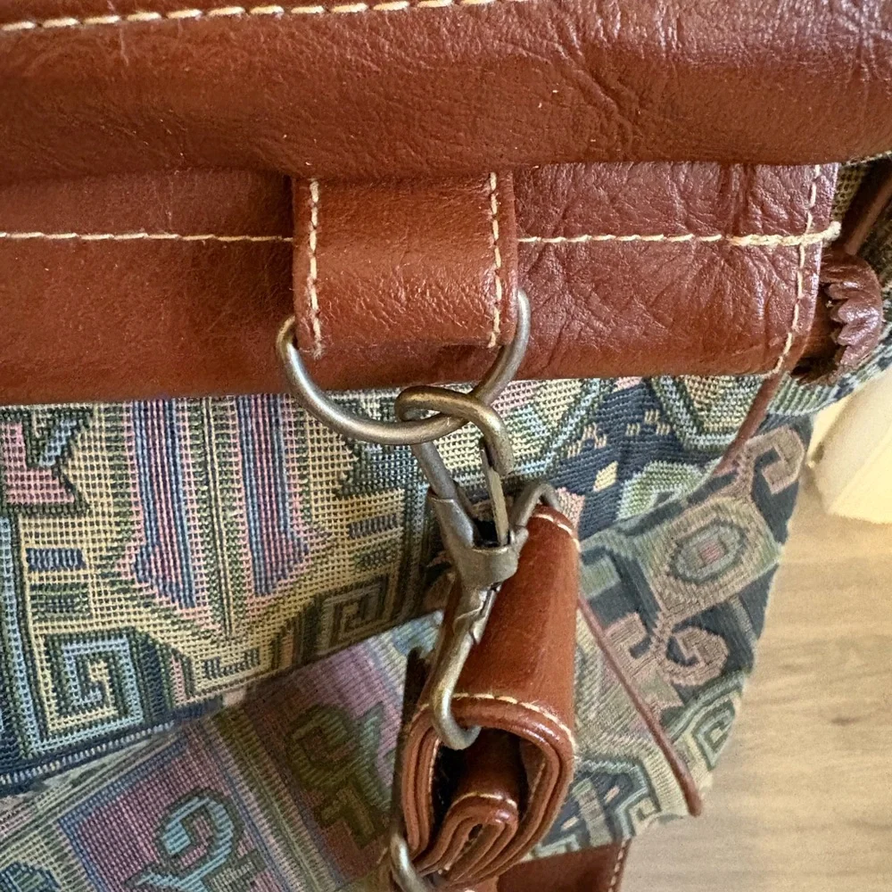 CAPEZIO, Vintage Faux Leather Multicolor Carpet Bag Style Weekend Travel Bag